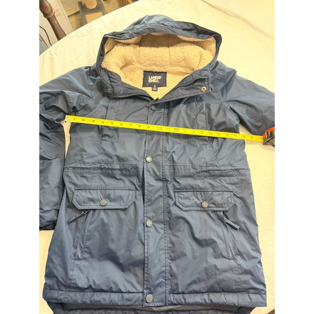 Lands End Boys XL Navy Hooded Winter Coat With Sherpa Lining Pockets & Zip Closu